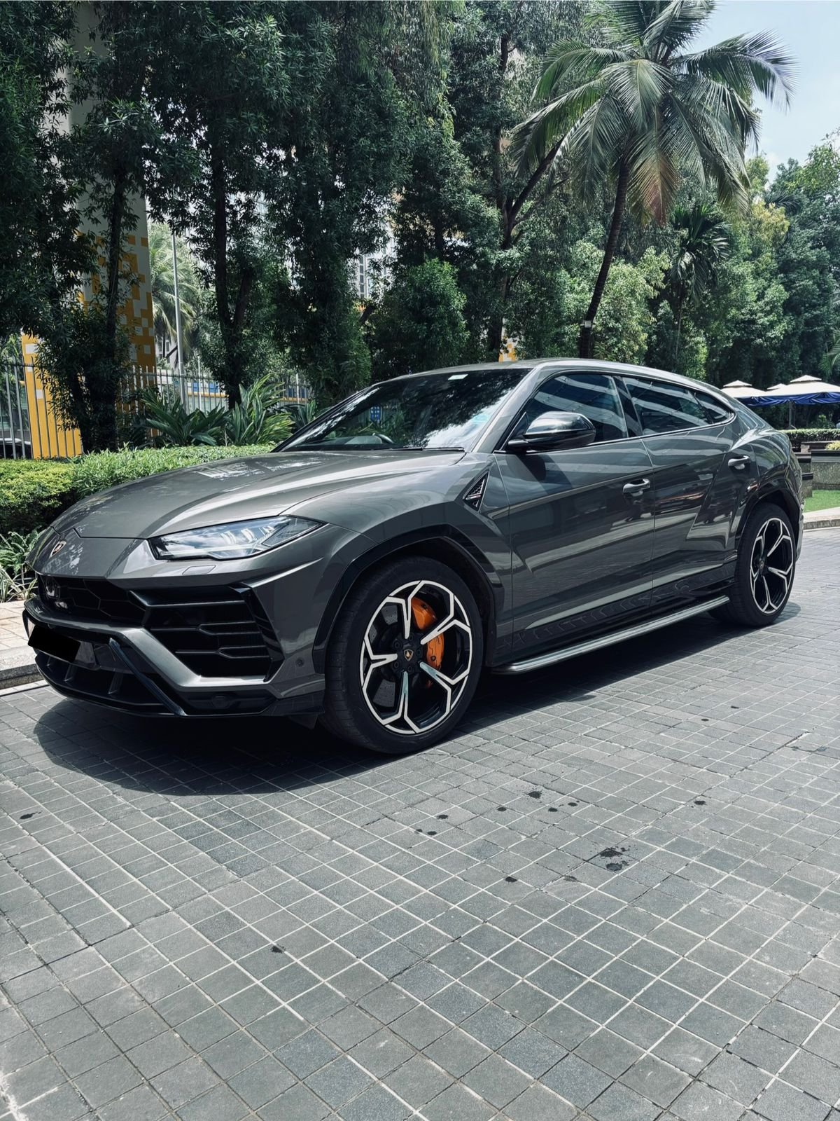 Lamborghini URUS