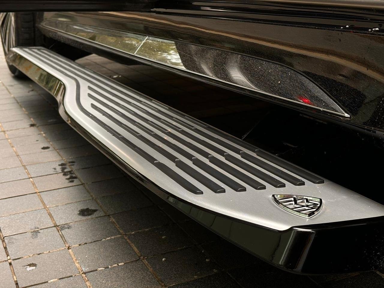 Mercedes Benz GLS 400d Maybach Line