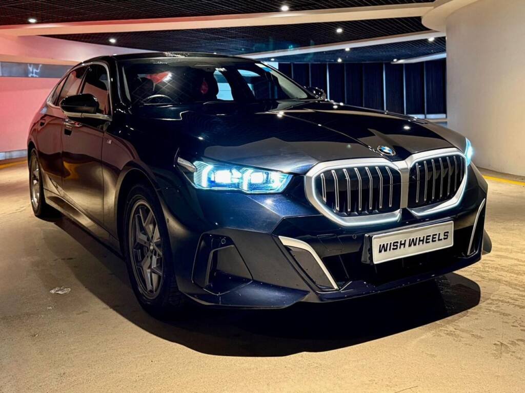 BMW  530Li M Sport