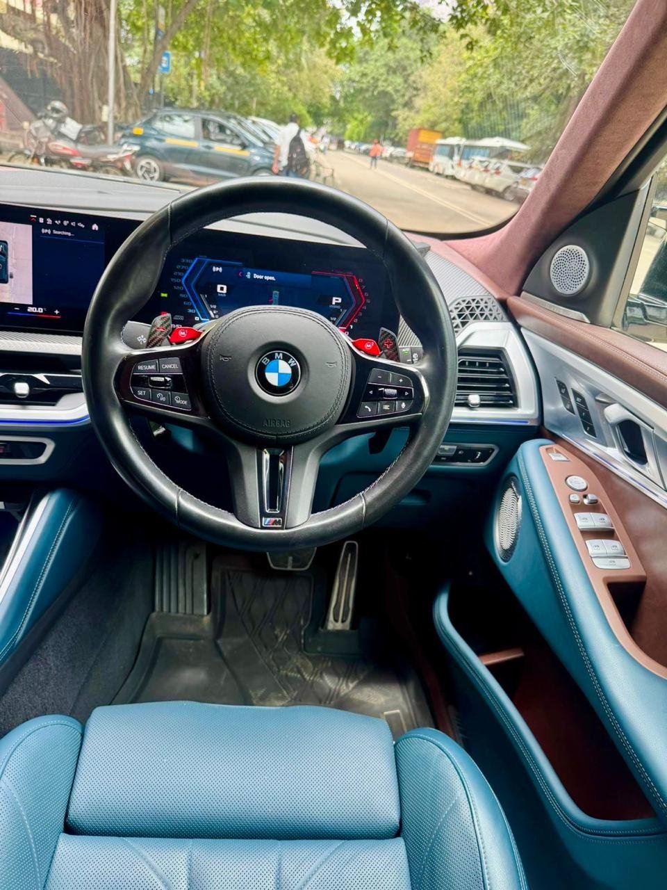 BMW XM Night Gold Edition