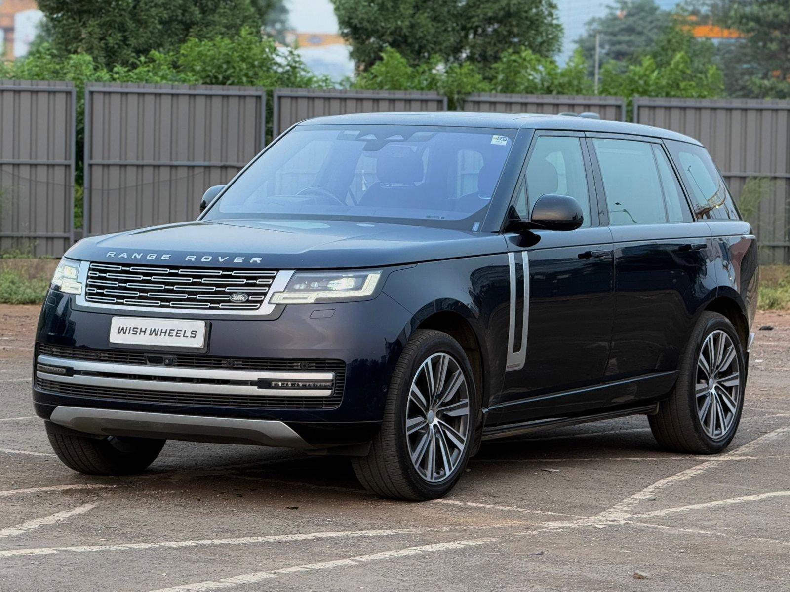 Range Rover Autobiography LWB