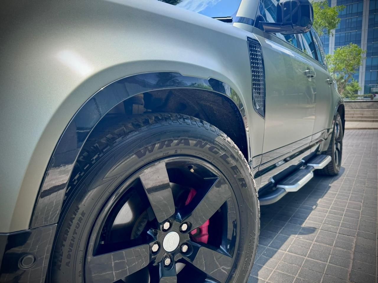 Land Rover Defender HSE 110