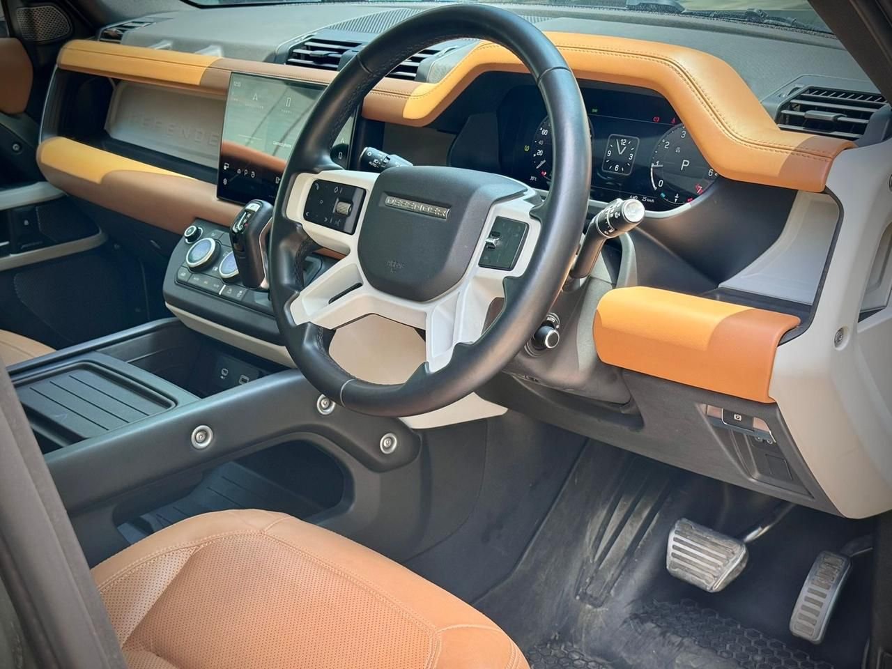 Land Rover Defender HSE 110