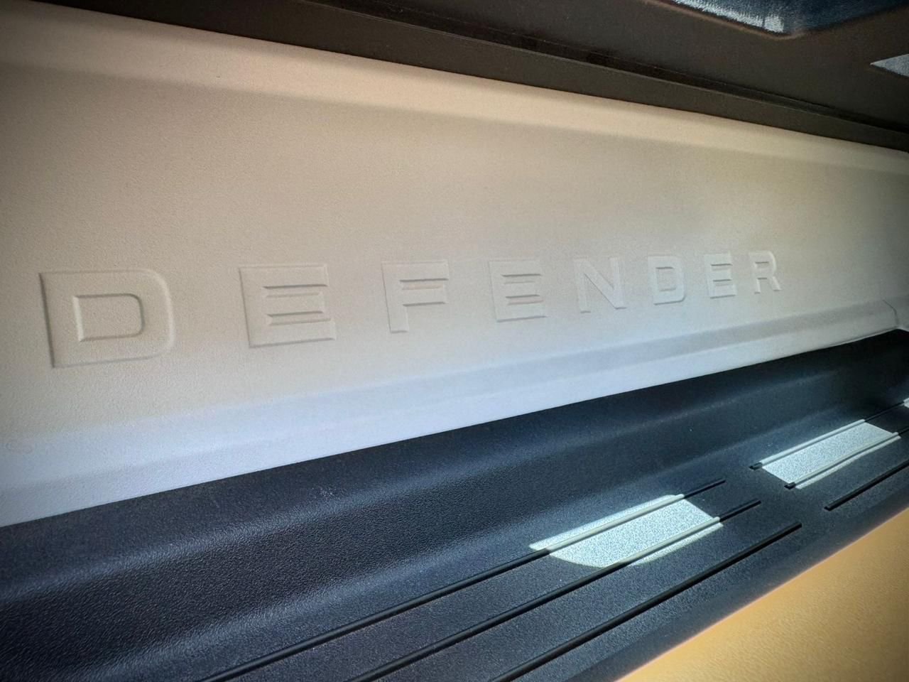 Land Rover Defender HSE 110