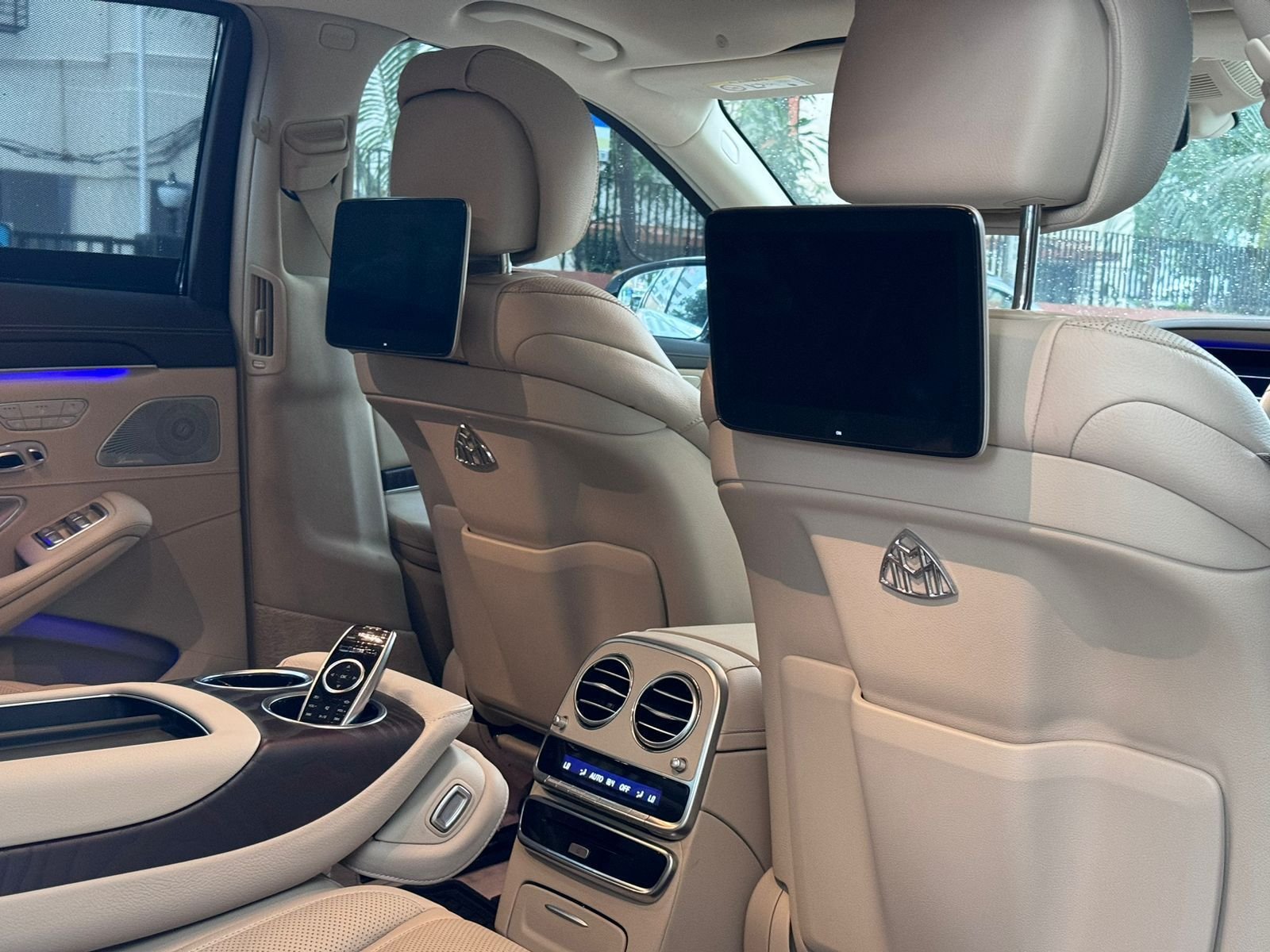 Mercedes Benz S class S350d Maybach Line