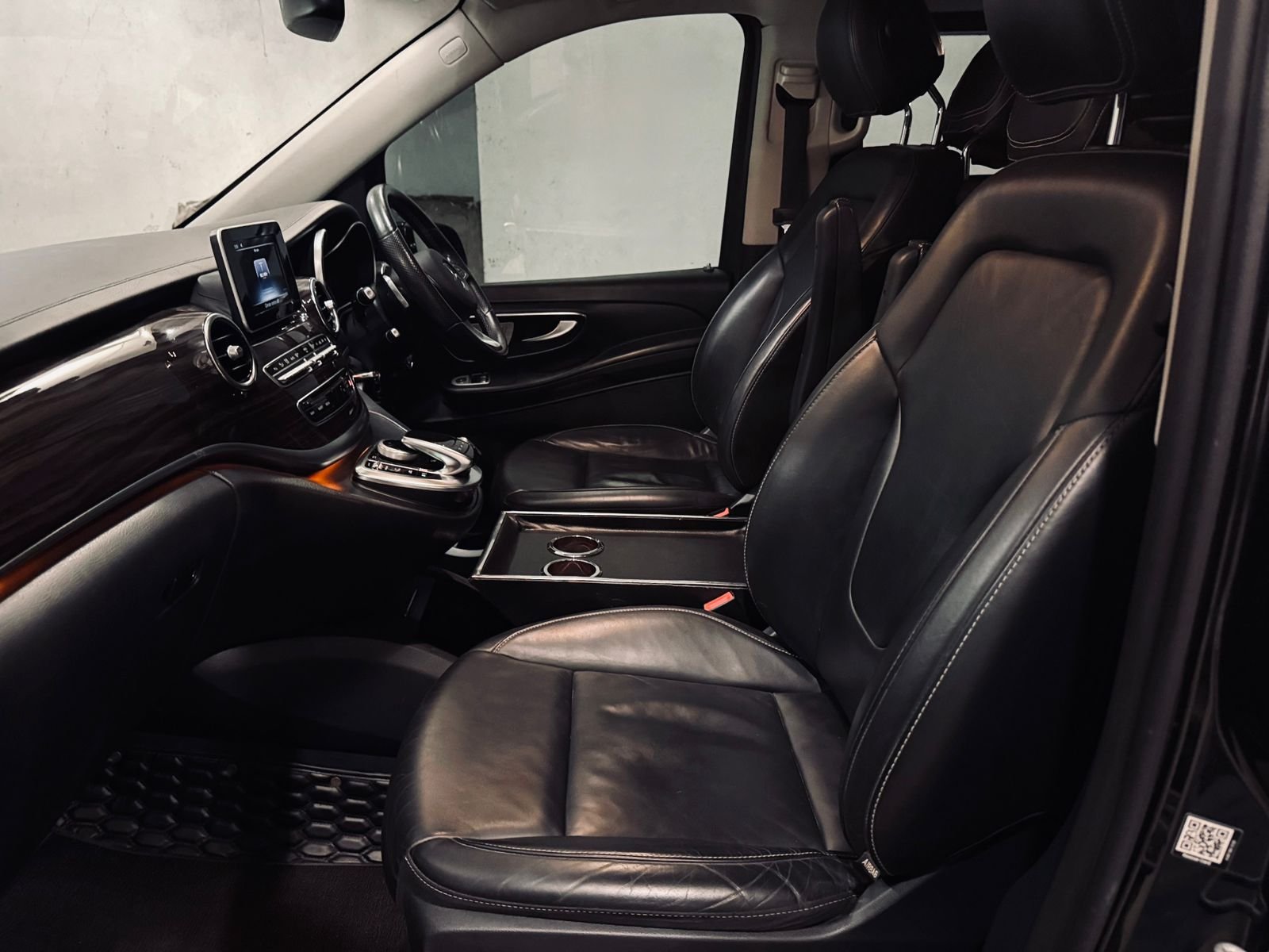 Mercedes Benz V Class 220D