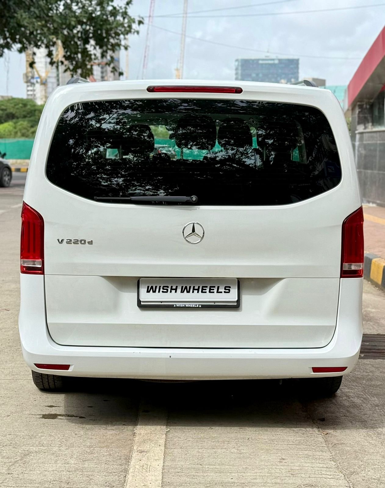 Mercedes Benz V 220d