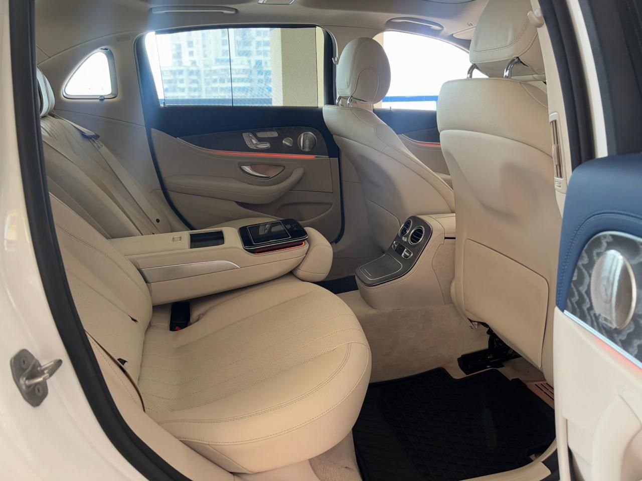 Mercedes Benz E Class E200 Exclusive