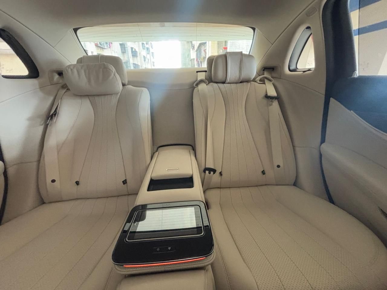 Mercedes Benz E Class E200 Exclusive