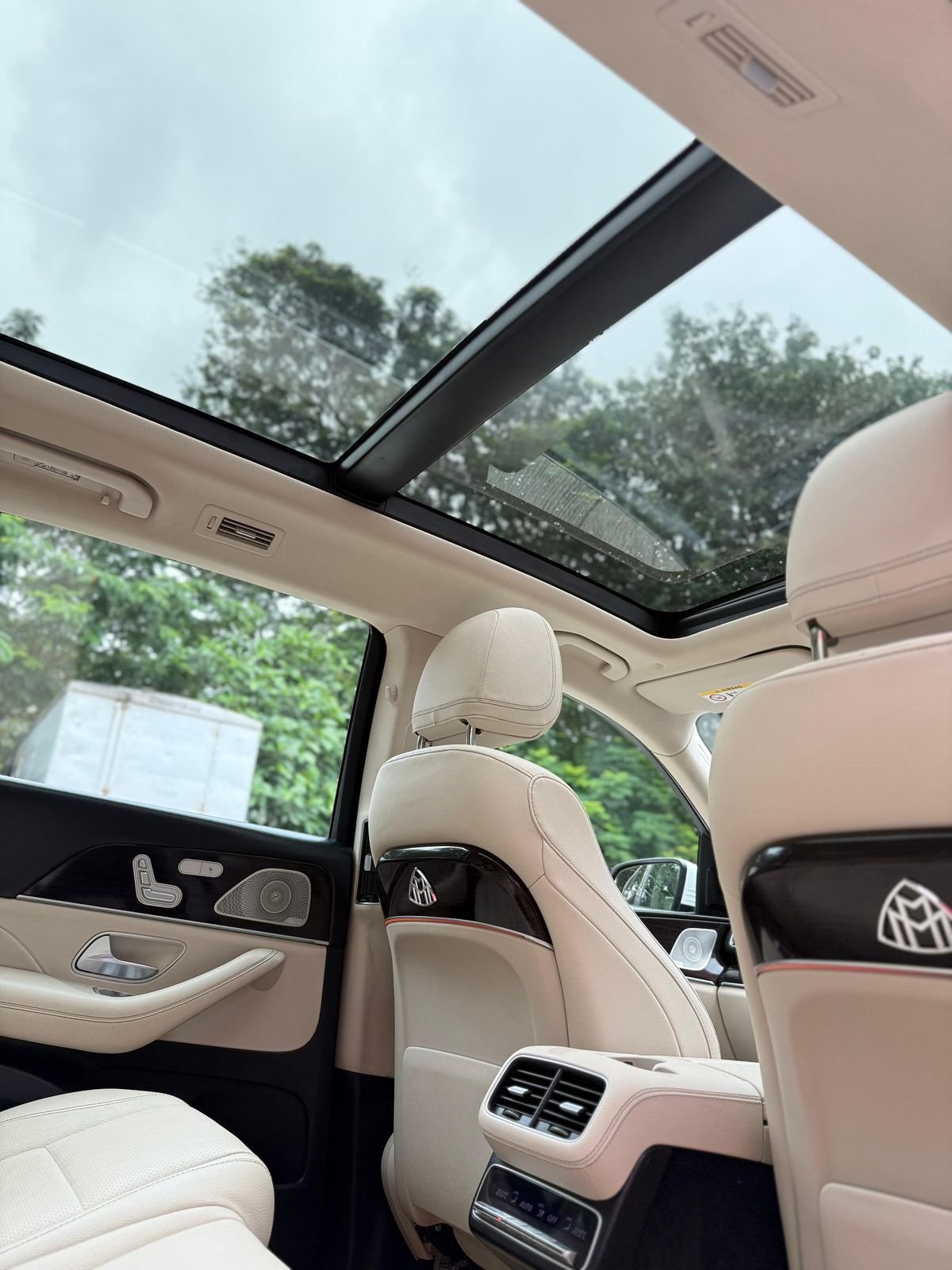 Mercedes Benz GLS 400d Maybach Line