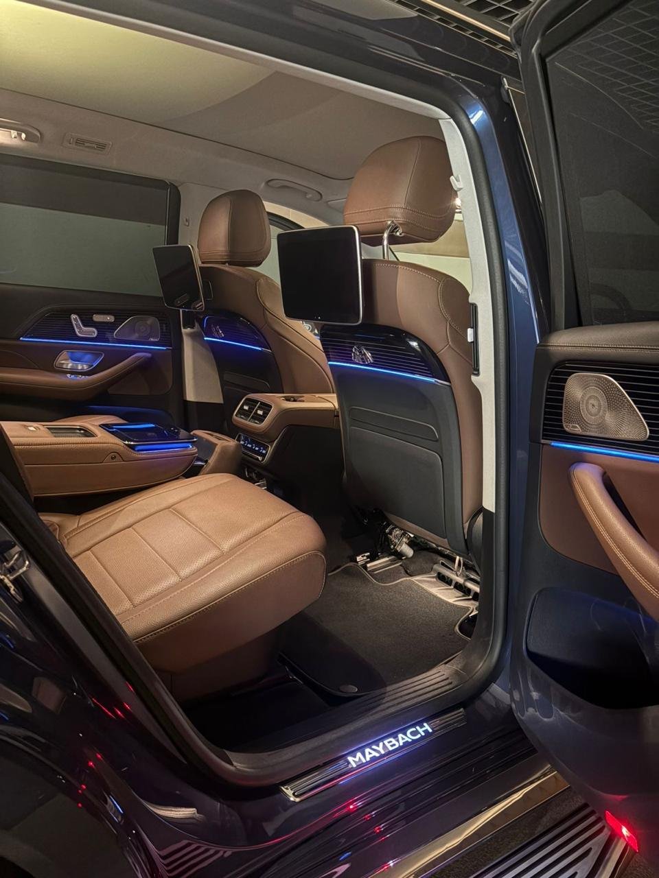 Mercedes Benz GLS 450D Maybach Line 7 Seater