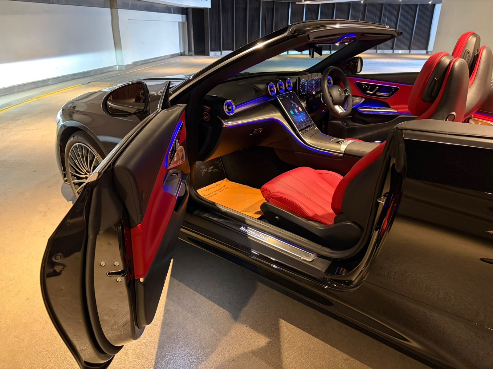 Mercedes-Benz CLE 300 Cabriolet AMG Line