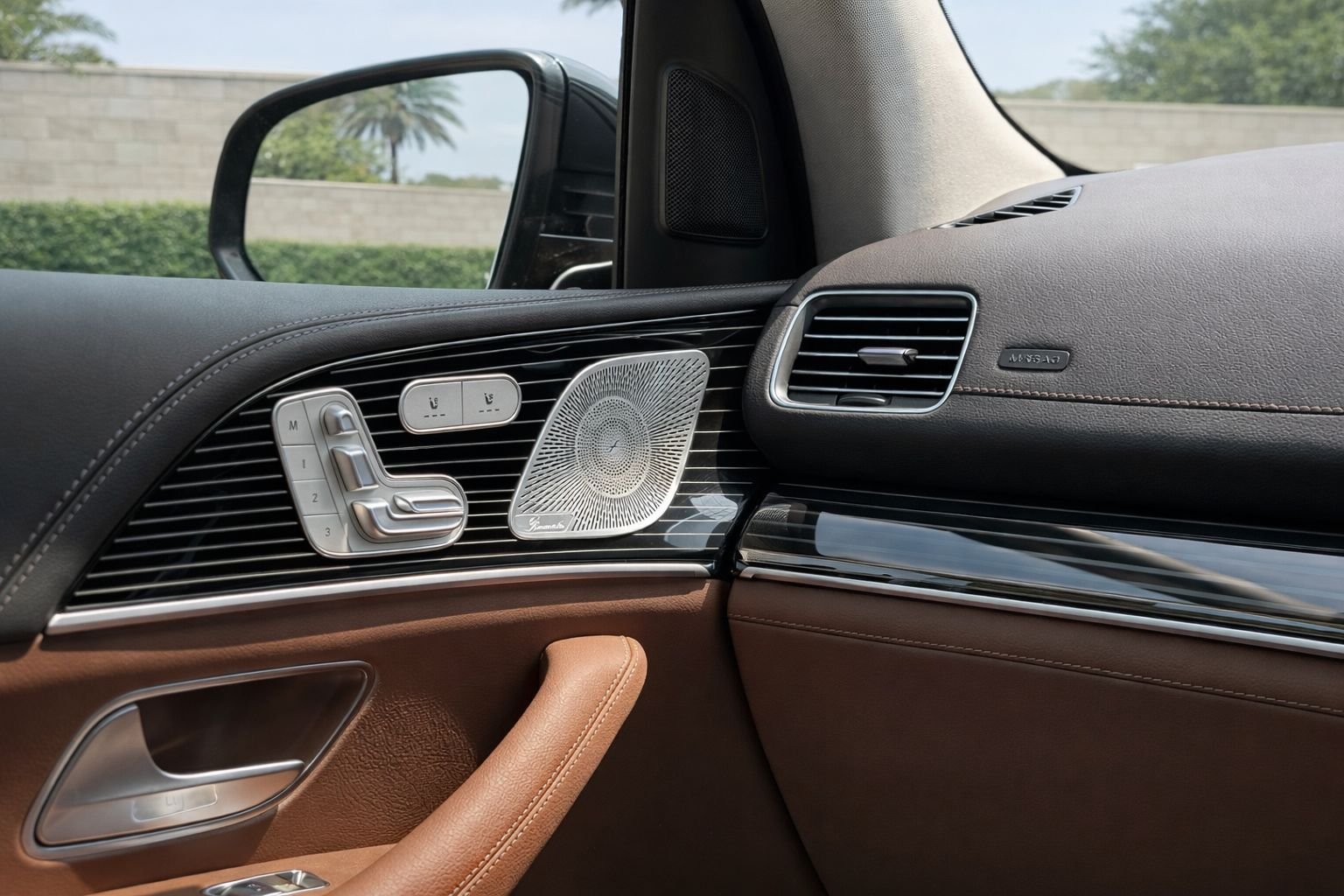 Mercedes Benz GLS 450d Maybach Line (7 seater)