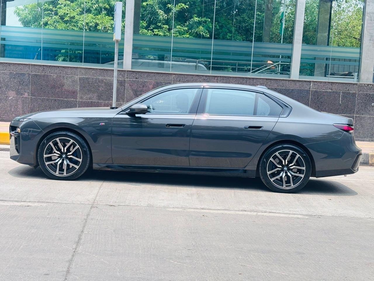 BMW 740i M sport