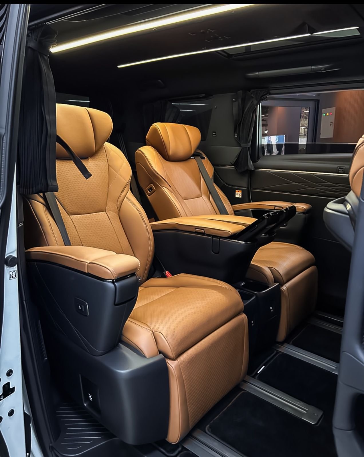 Toyota Vellfire Executive Lounge