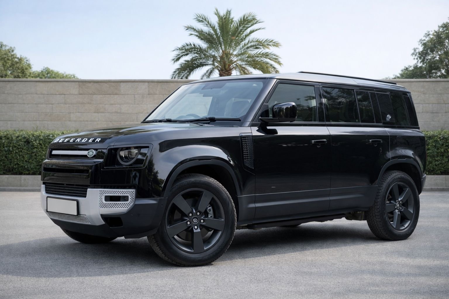 Land Rover Defender 110 HSE (5 seater)