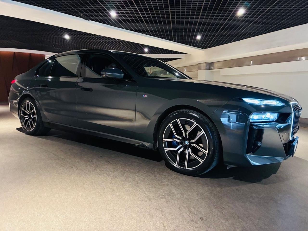 BMW 740i M sport