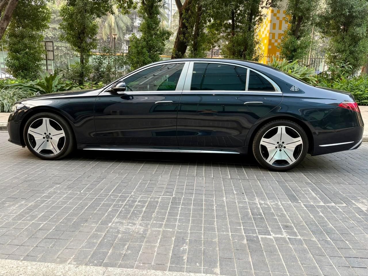 Mercedes Benz S class 450 Maybach Line
