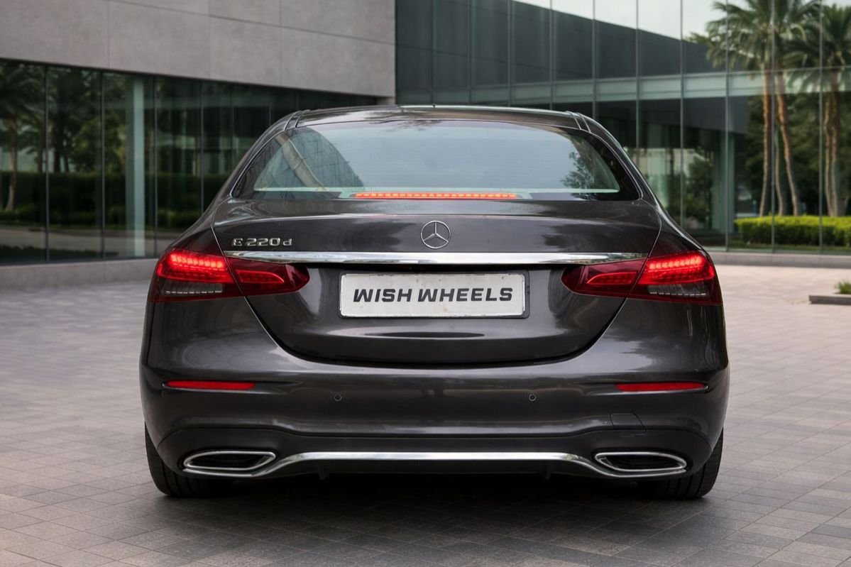 Mercedes Benz E Class E220D AMG LINE