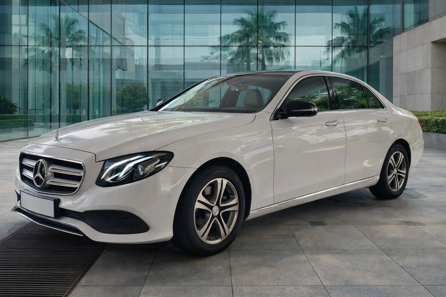 Mercedes Benz E Class E200 LWB