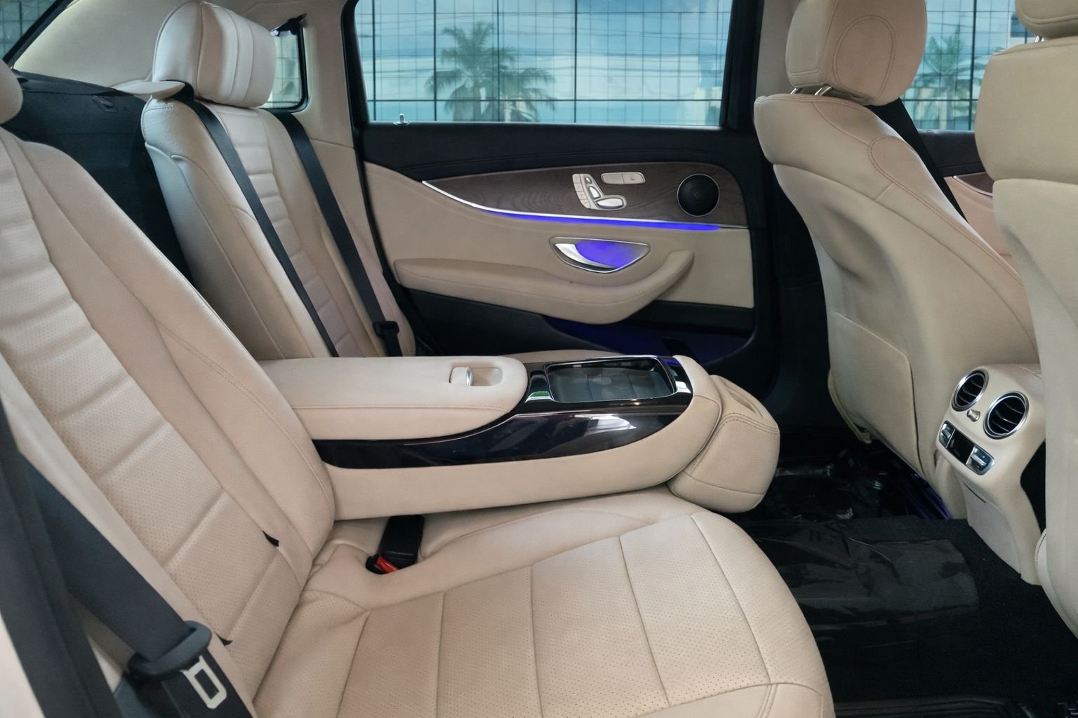 Mercedes Benz E Class E200 LWB