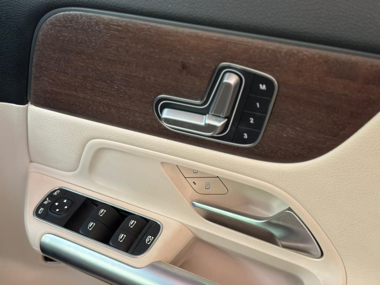 Mercedes Benz GLA 220d